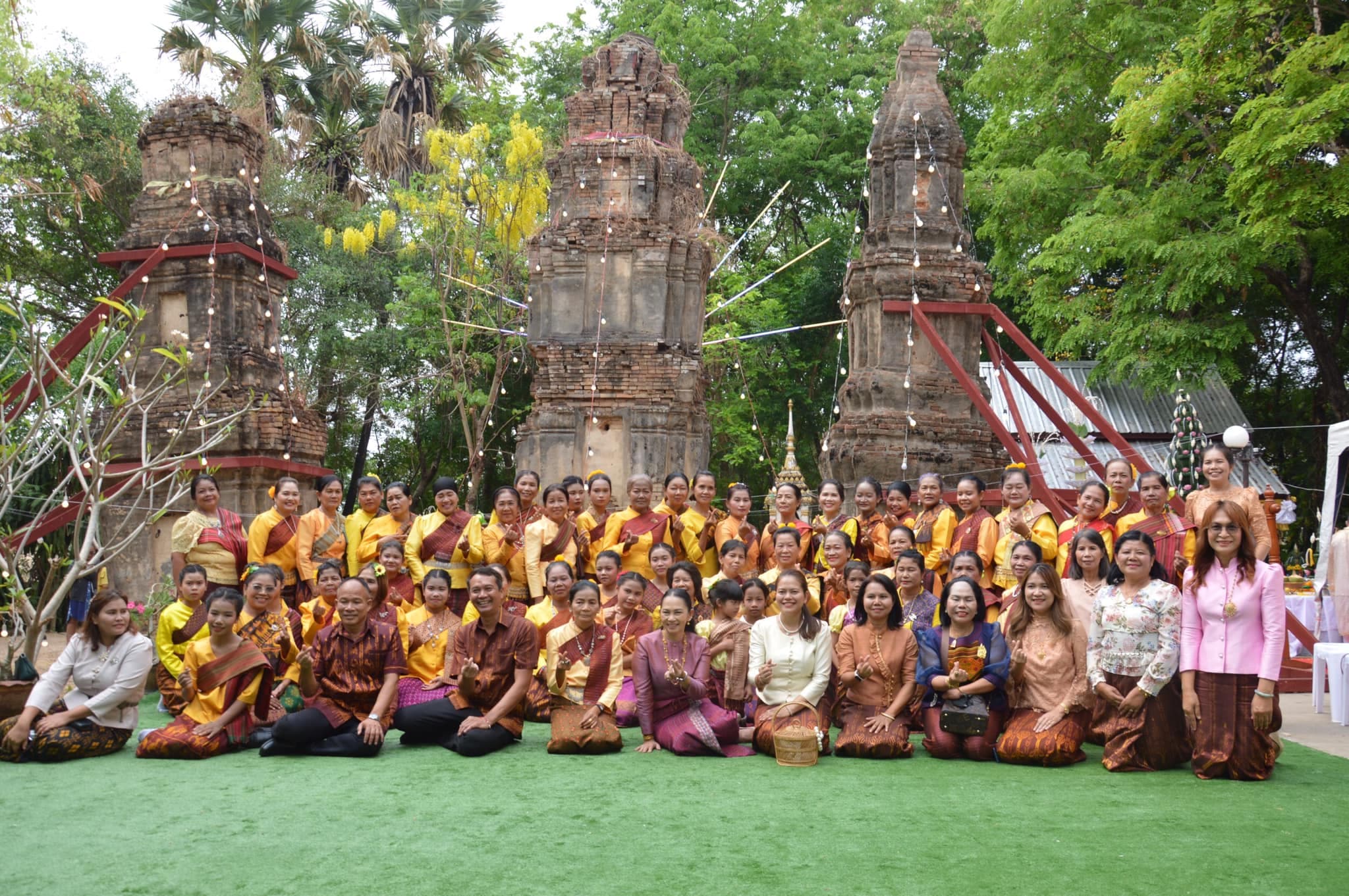 ชุมชนตำบลเมืองที