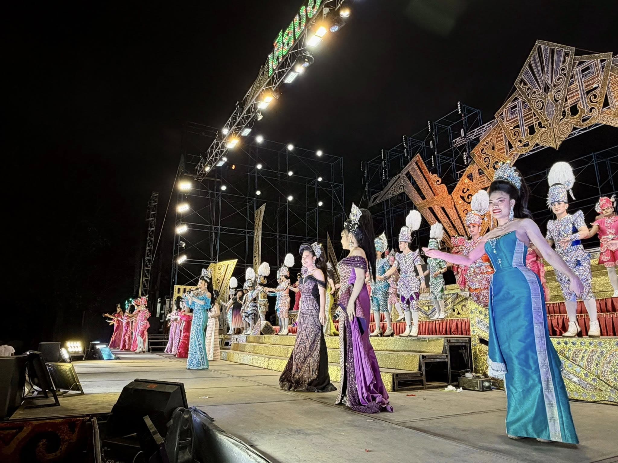 หมอลำคณะสายไหมไทยอีสาน